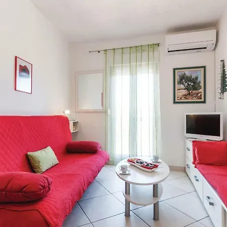 Apartment One-bedroom In Zadar